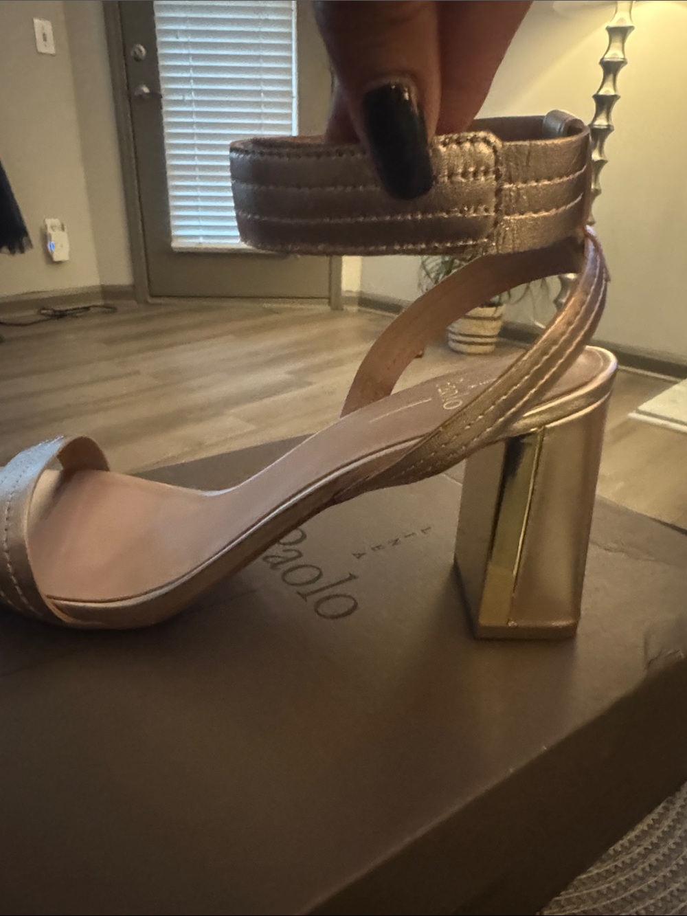 🔥Linea Paolo Block Heel Sandal 10 Ankle Strap Glam Dressy Chic Rose Gold Eden - Picture 3 of 15